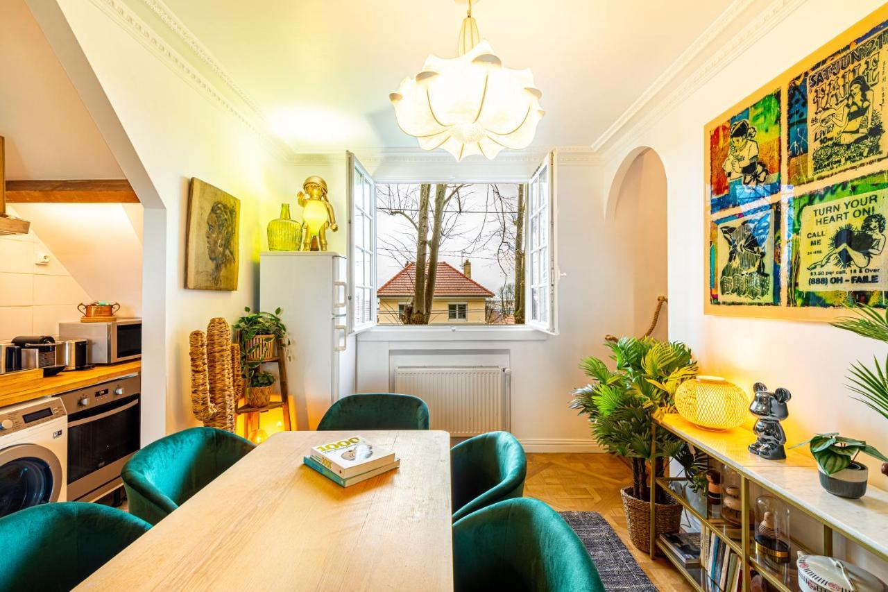 Art & Curiosity Cabinet Style Appartement With Paris View, Villa Des Ammonites ميدو المظهر الخارجي الصورة